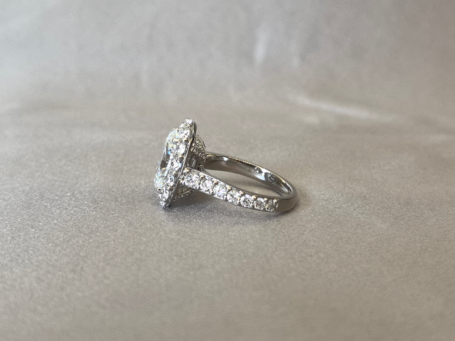 Iconic Oval Halo Ring | Half-Eternity Band | Maximum Brilliance | Lab-Grown Diamonds