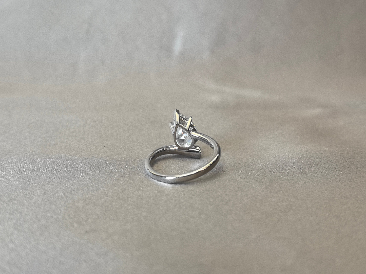 Pear Cut Lab Diamond Ring | Twisted Band | Minimalist Design | 14K Gold