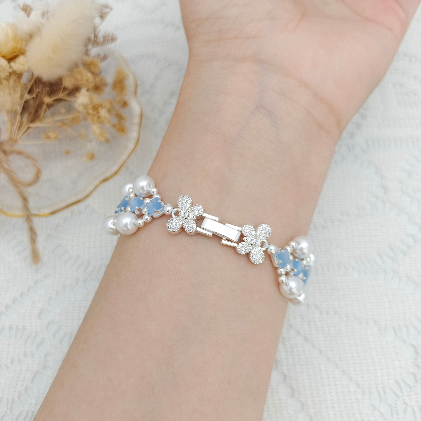 【No.64】DIY Bracelet Kit – French Court with Pearls & Cat Eye Square Beads