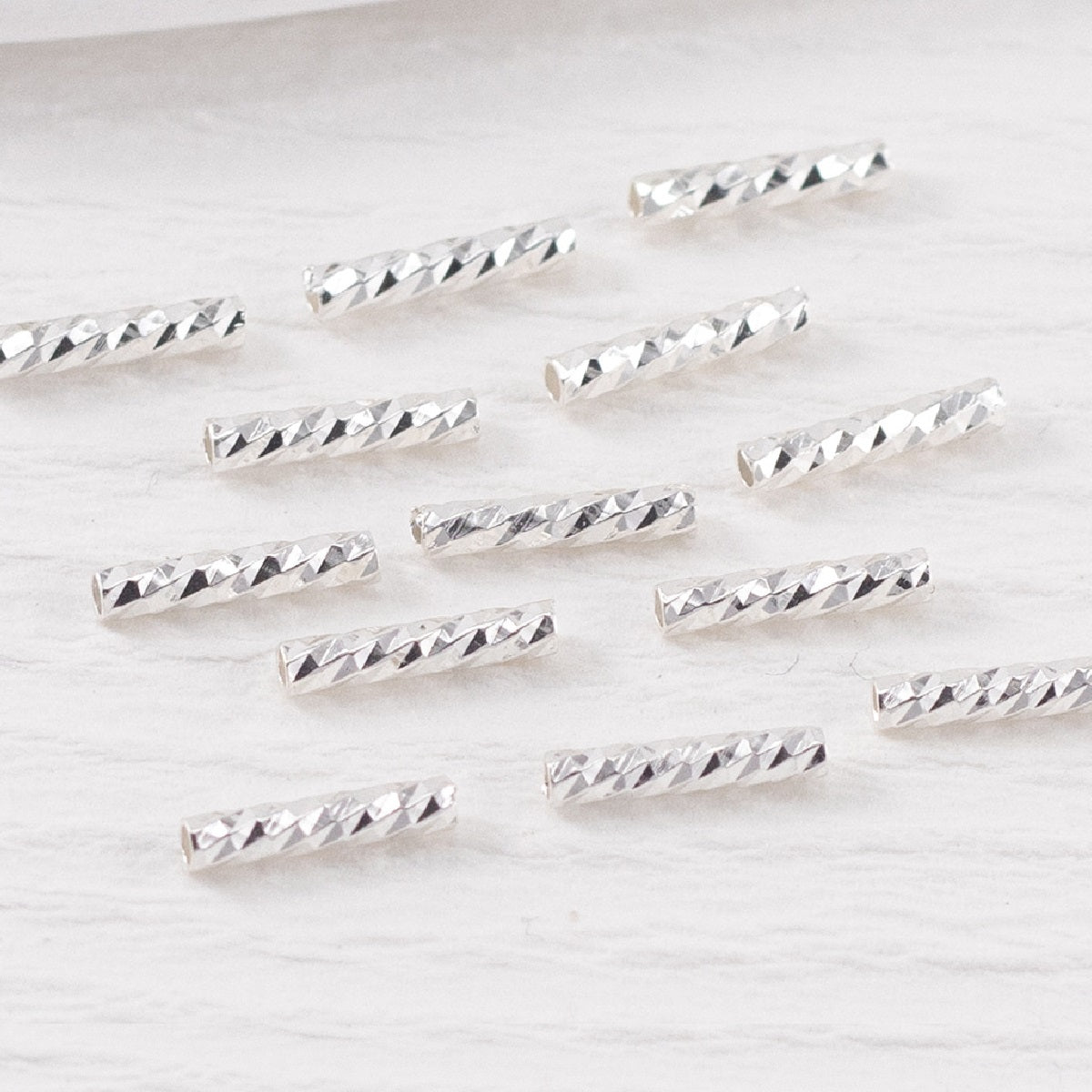 100pcs Straight Textured Tube Bar Beads