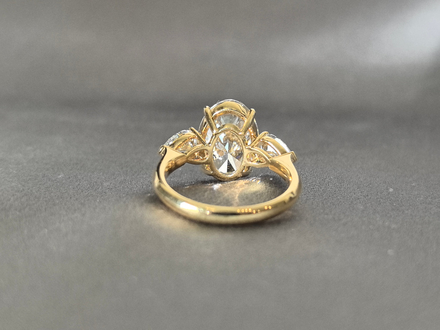 Oval Center Trilogy Ring | Pear Sidestones | Fluid Elegance | Lab-Grown Diamonds
