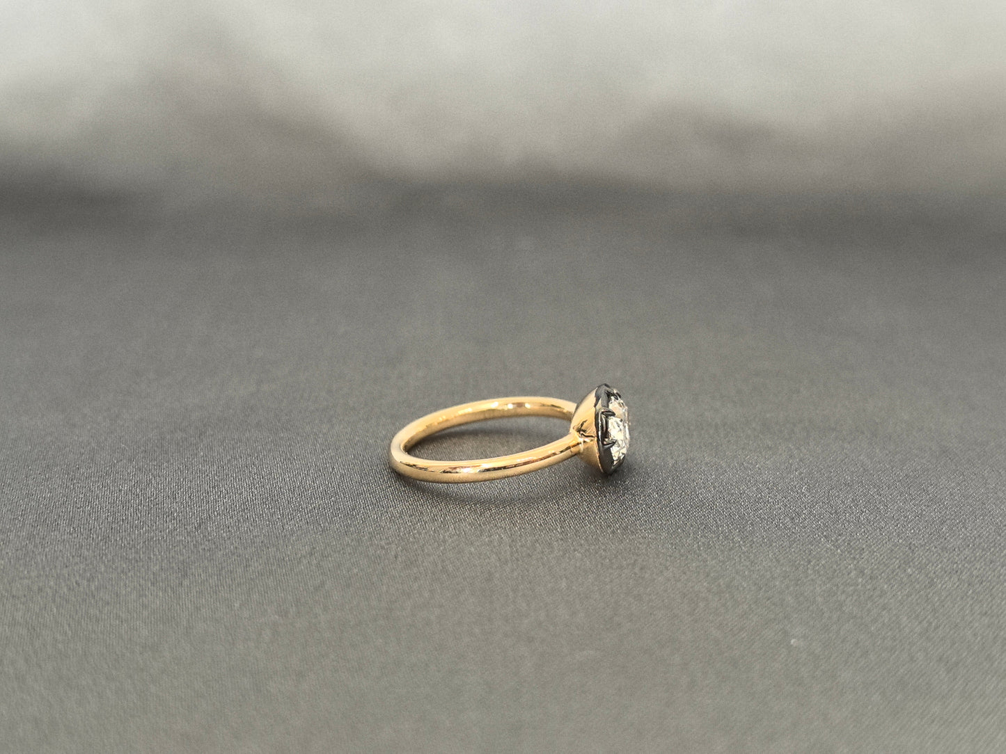 Horizontal Oval Lab Diamond Ring | 14K Gold | Modern East-West Setting
