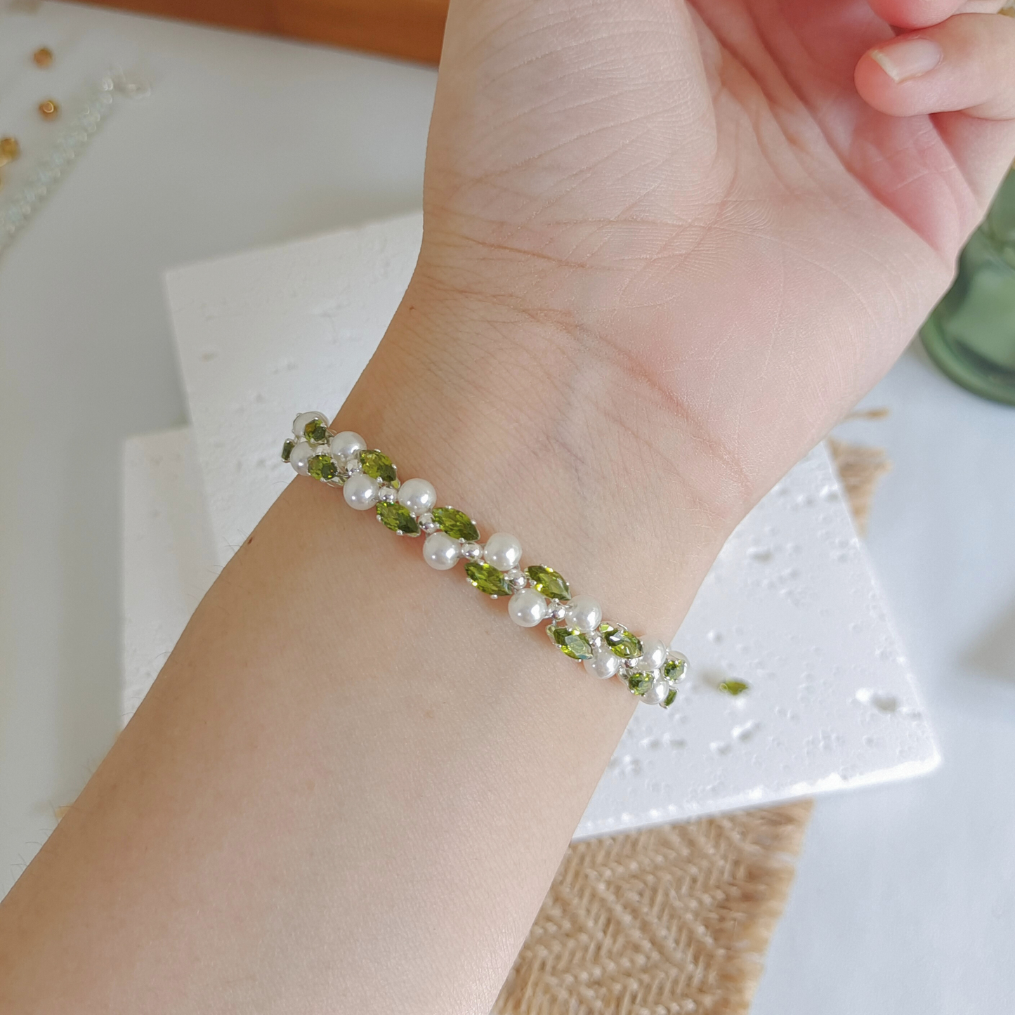 No.26 Handmade Bracelet – Green Amber with Olive Marquise Rhinestones & Pearls