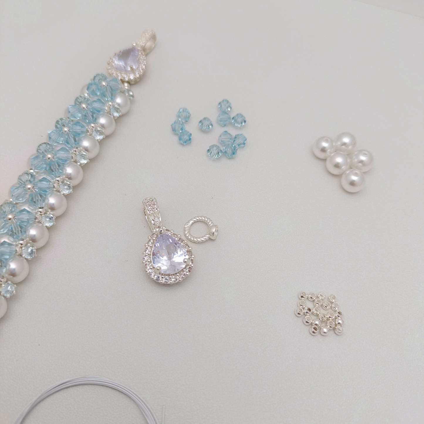 No.53 Tear of Mermaid DIY Bracelet Kit – Pearls, Crystals, CZ & Full Tutorial