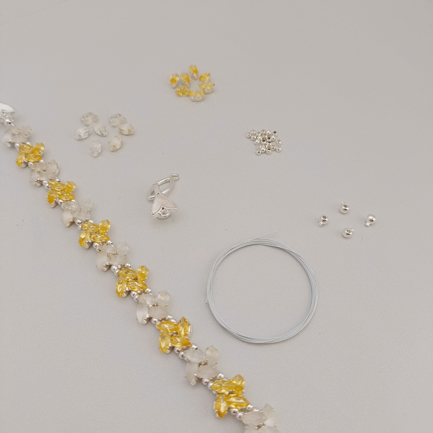No.51 DIY Bracelet Kit – “Pinwheel” Crystal & Cat Eye Marquise Bead Set with Tutorial
