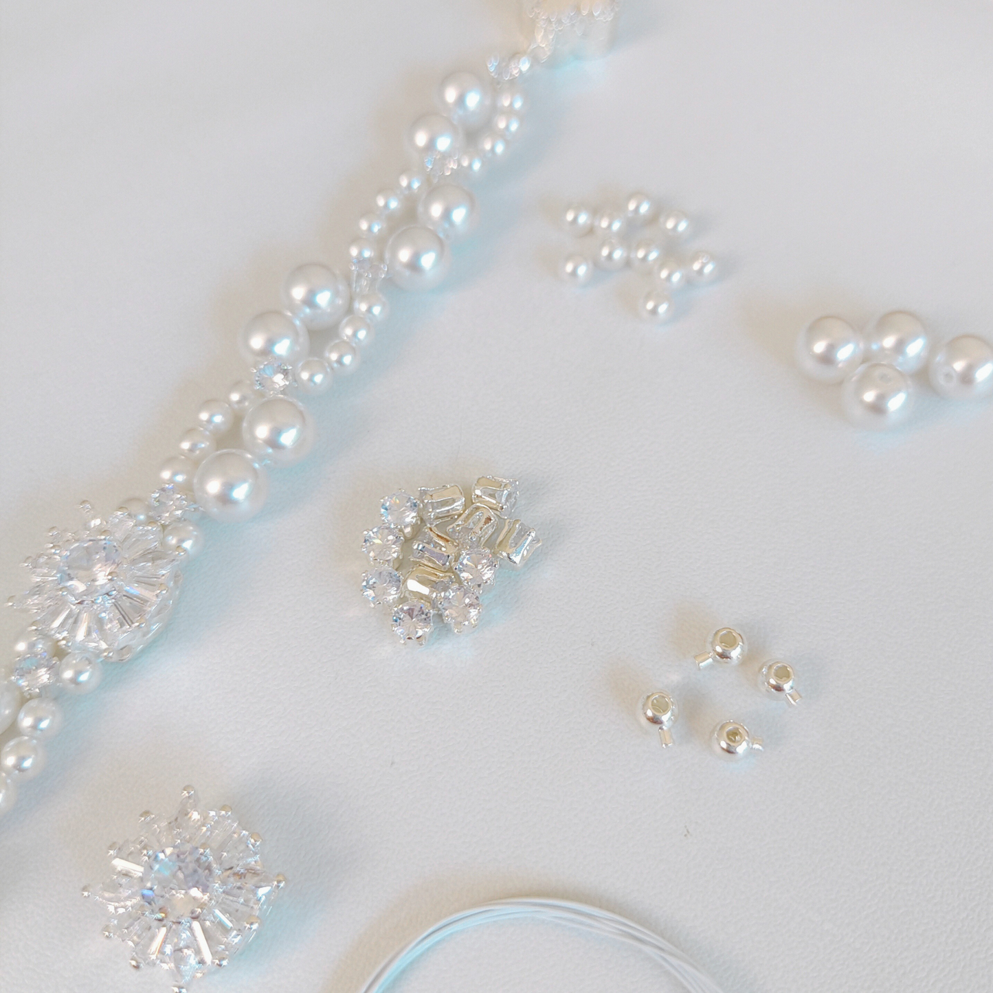 No.32 Dream Wedding DIY Bracelet Kit with Pearl & Zircon – Step-by-Step Tutorial