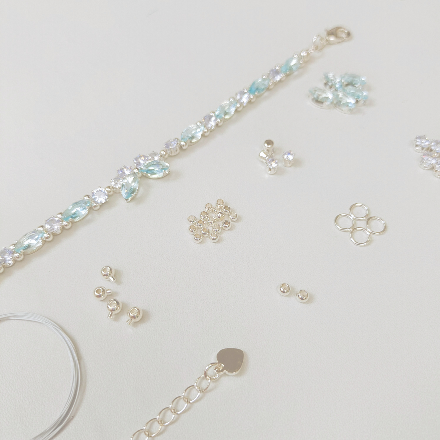 No.29 DIY Little Butterfly Bracelet Kit – Pastel Zircon & Beads with Full Tutorial