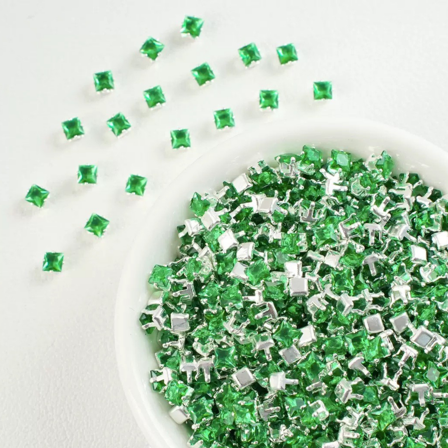 【A08】50pcs Square Zircon Beads – 3x3mm Silver-Claw DIY Spacer for Handmade Jewelry