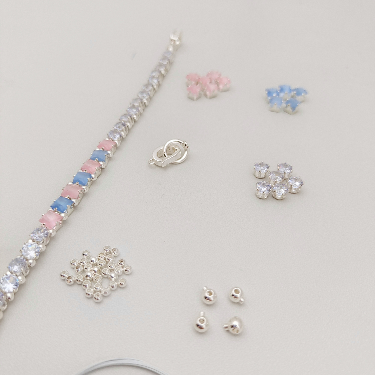 No.61 Cat Eye Clover Double-Layer DIY Bracelet Kit | Pearl & Zircon Beading Set with Full Tutorial