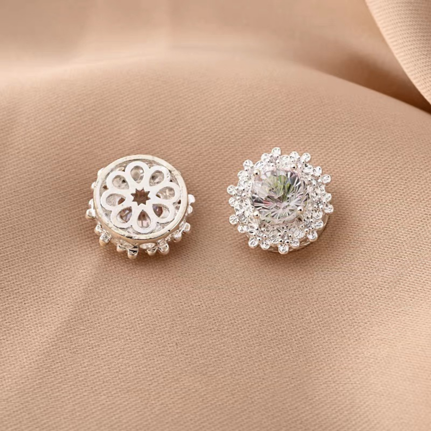 【S04】1PCS 16mm Peach Blossom Firework-Cut CZ Multi-Hole Spacer Bead – Silver-Plated, High-Color-Fast, DIY Jewelry Connector