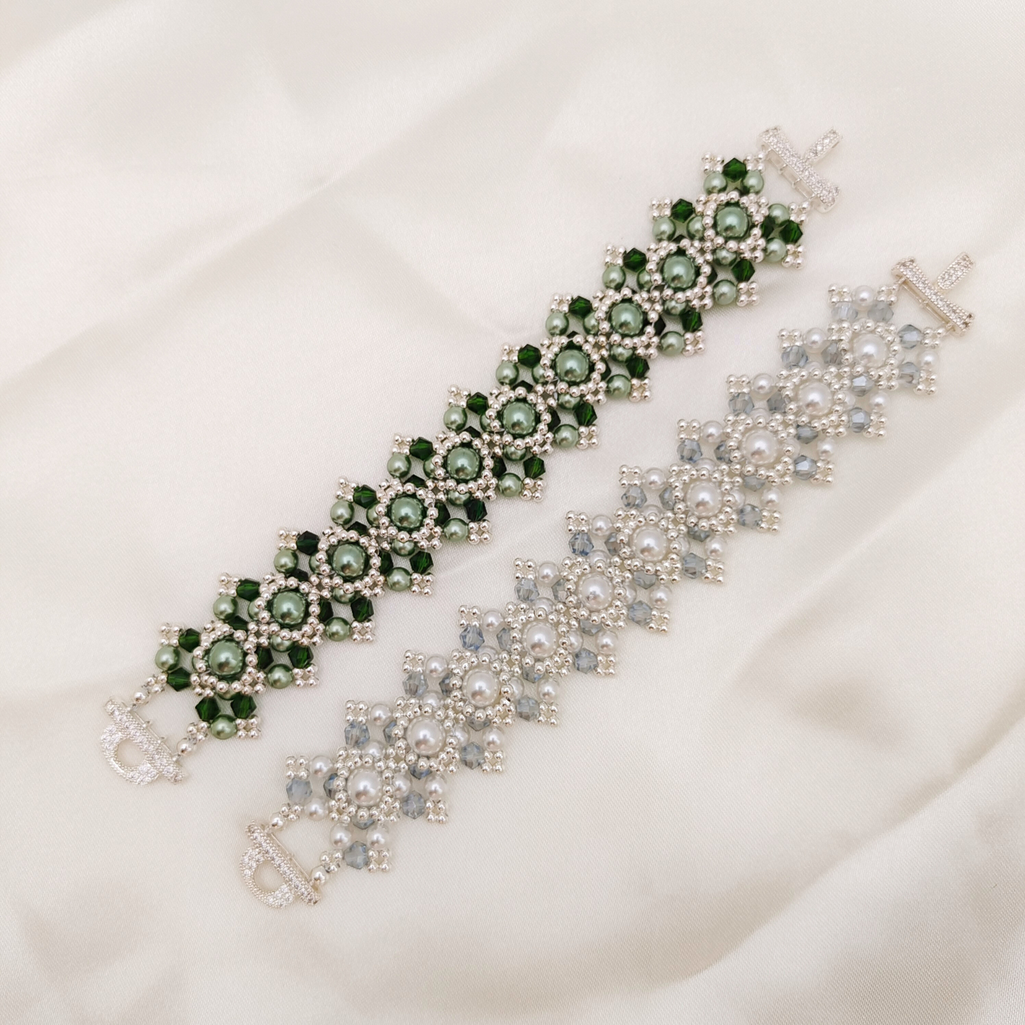 No.53 Vintage Peacock Green Handmade Bracelet | Pearl & Crystal | Finished Jewelry