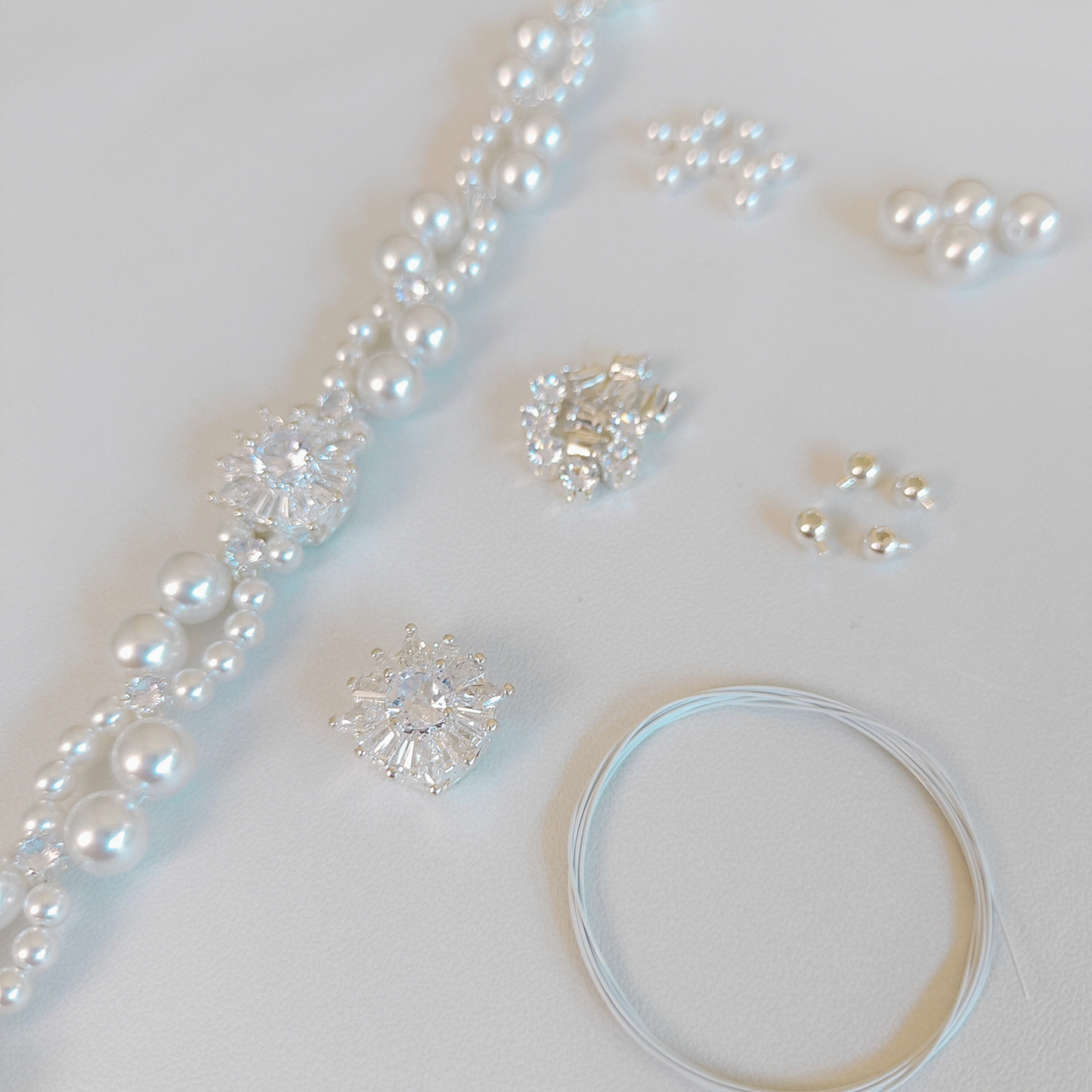 No.32 Dream Wedding DIY Bracelet Kit with Pearl & Zircon – Step-by-Step Tutorial