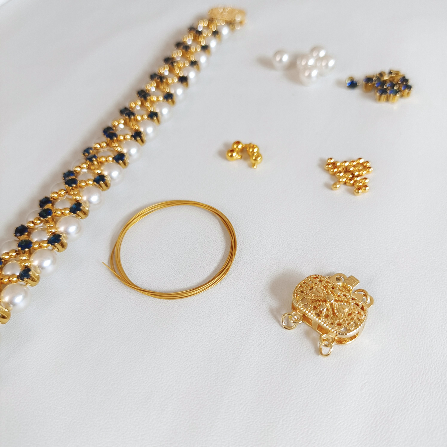 No.11 DIY Bracelet Kit – Blue Phantom Beaded Design with Pearls & Sapphire Crystals