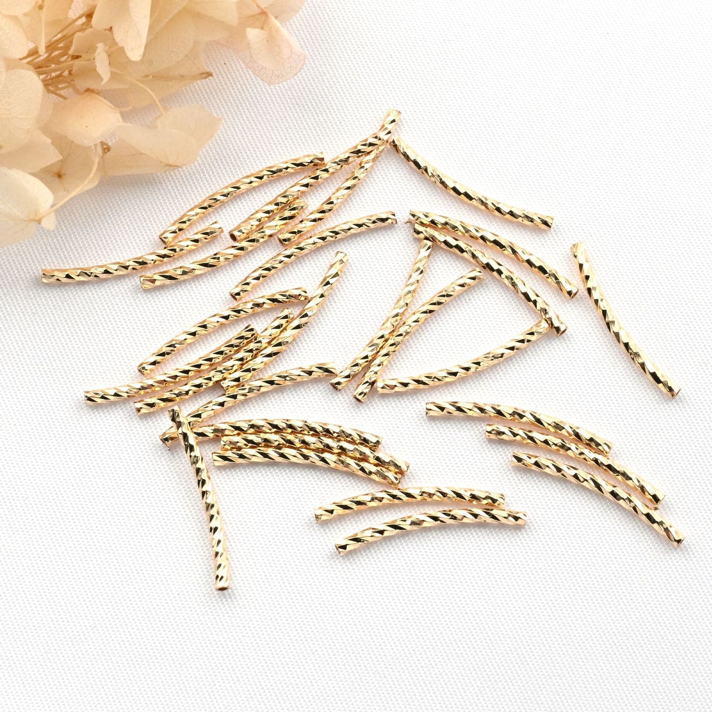 50 Pcs Textured Curved Bracelet Tube