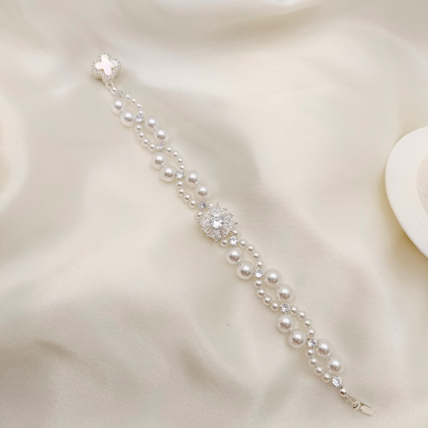 No.32 Dream Wedding DIY Bracelet Kit with Pearl & Zircon – Step-by-Step Tutorial