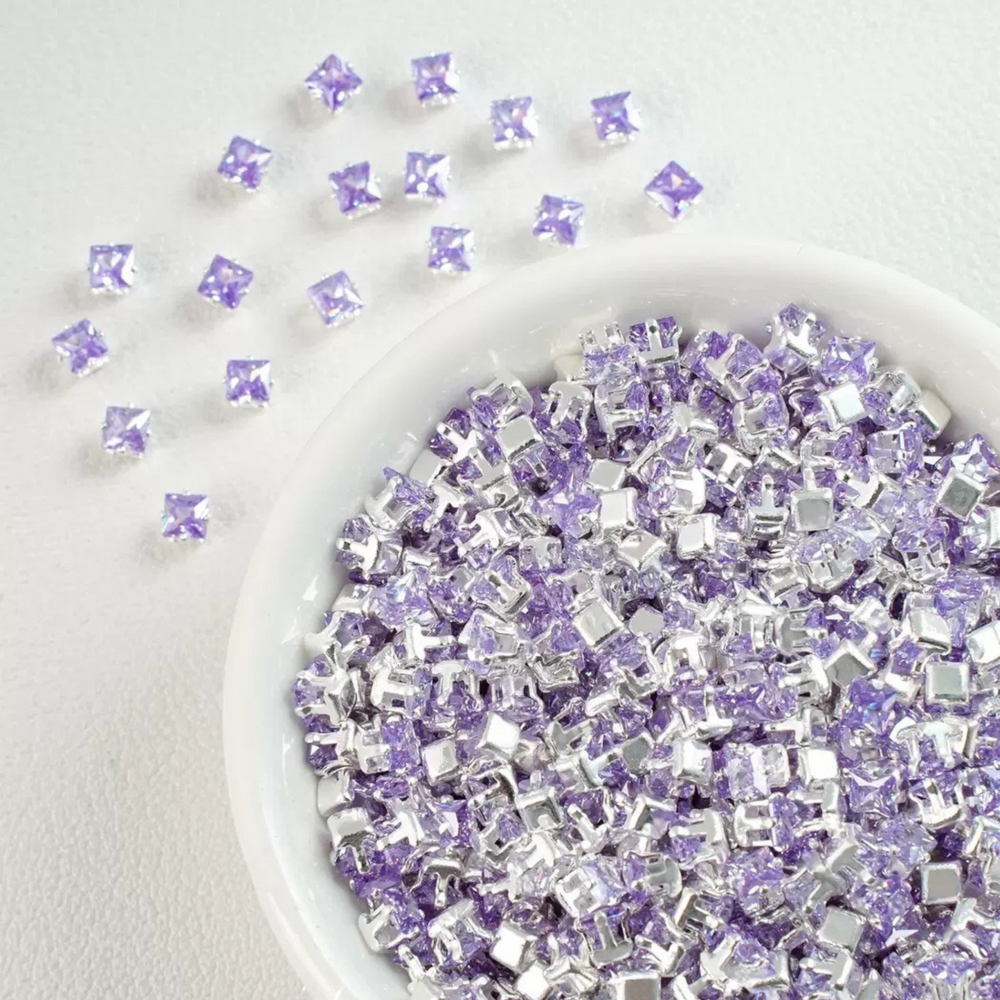【A08】50pcs Square Zircon Beads – 3x3mm Silver-Claw DIY Spacer for Handmade Jewelry
