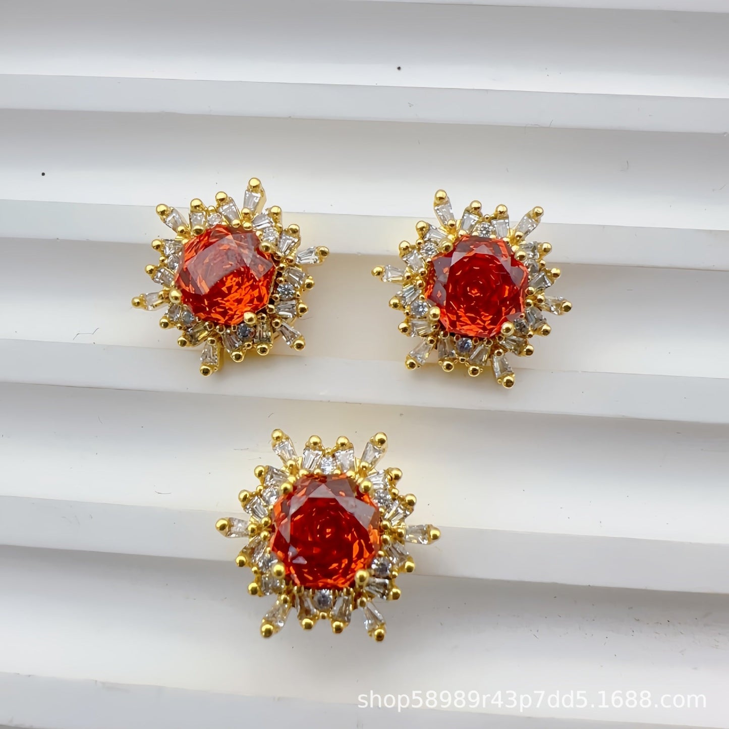 Snowflake Zircon Spacer with Rose Cut Diamond