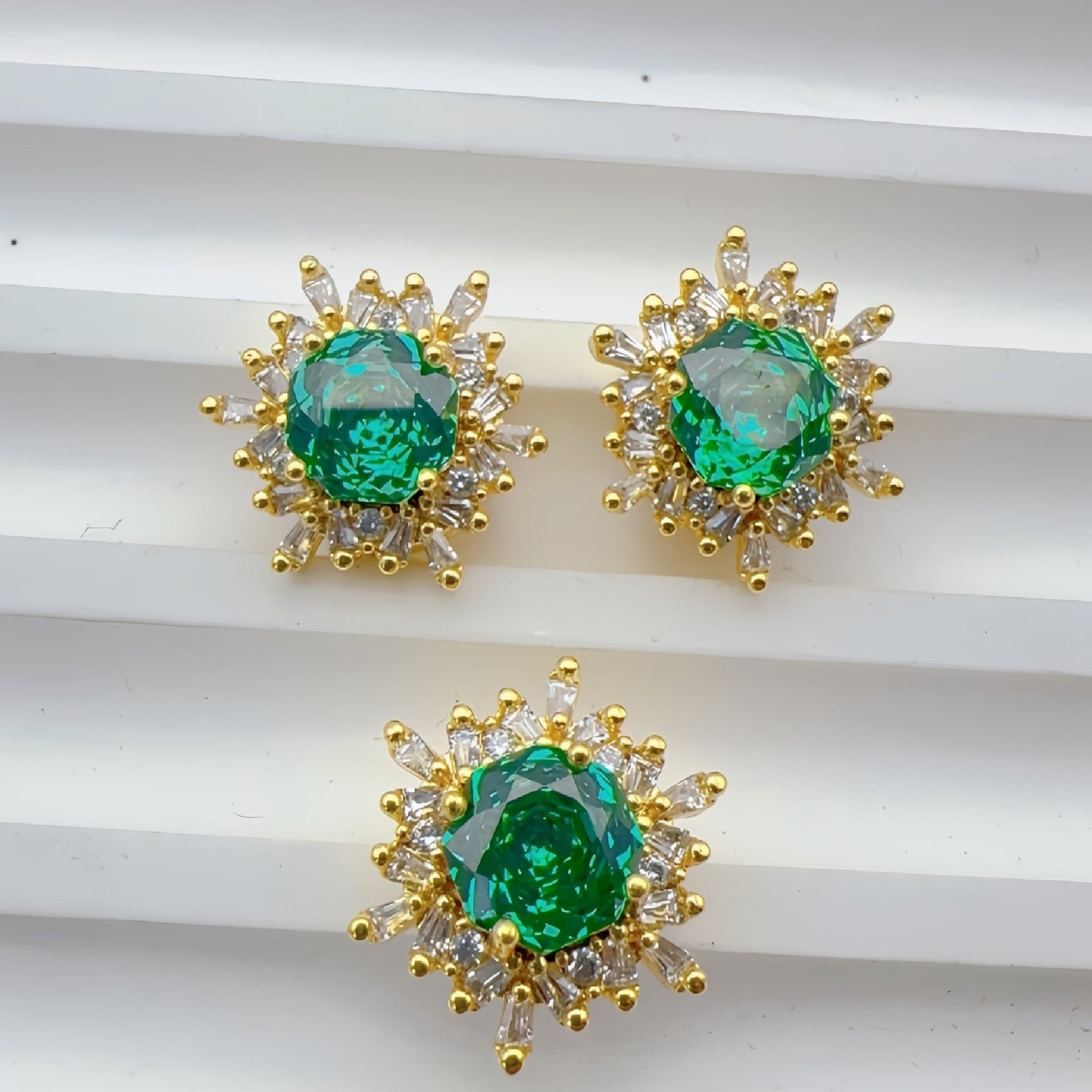 Snowflake Zircon Spacer with Rose Cut Diamond