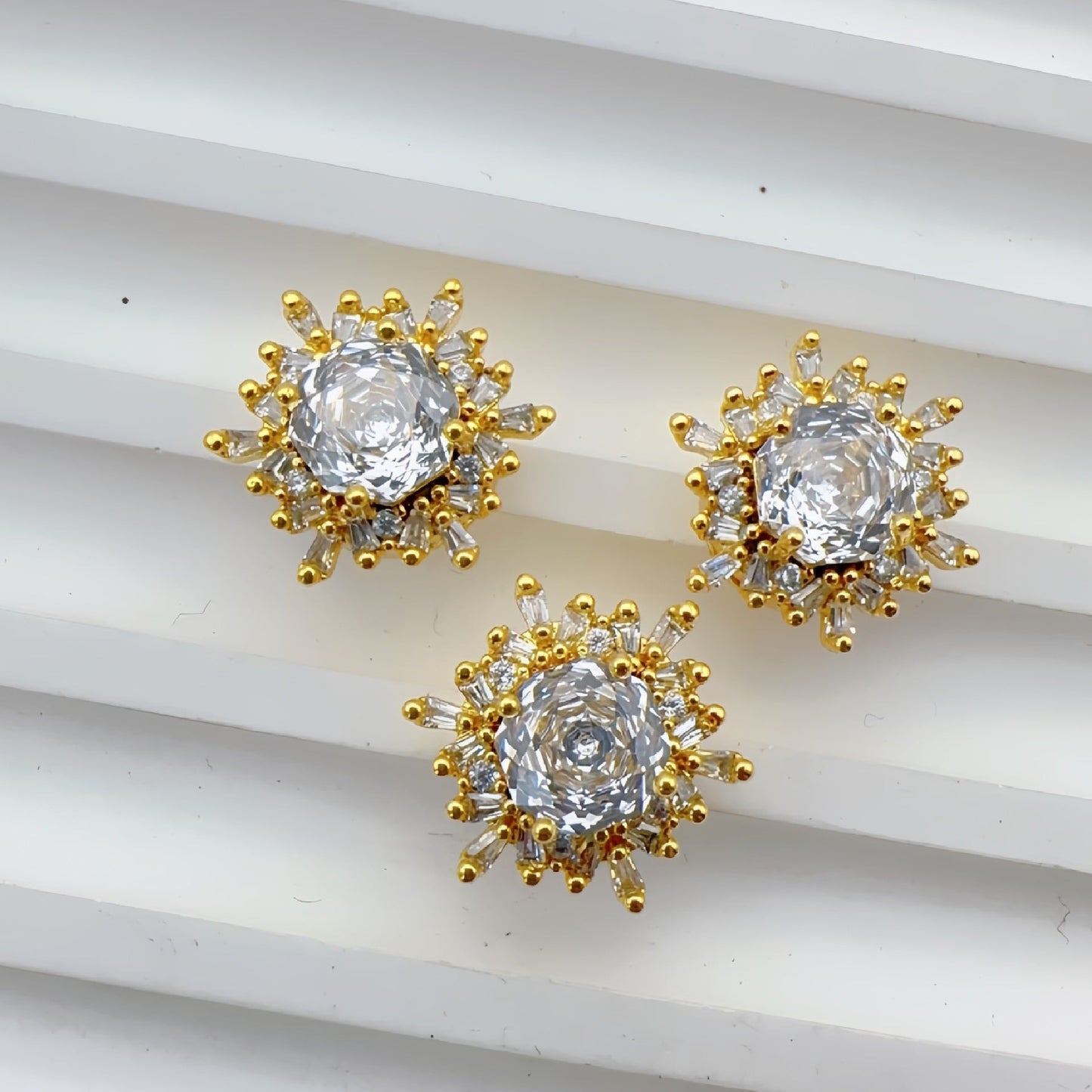 Snowflake Zircon Spacer with Rose Cut Diamond