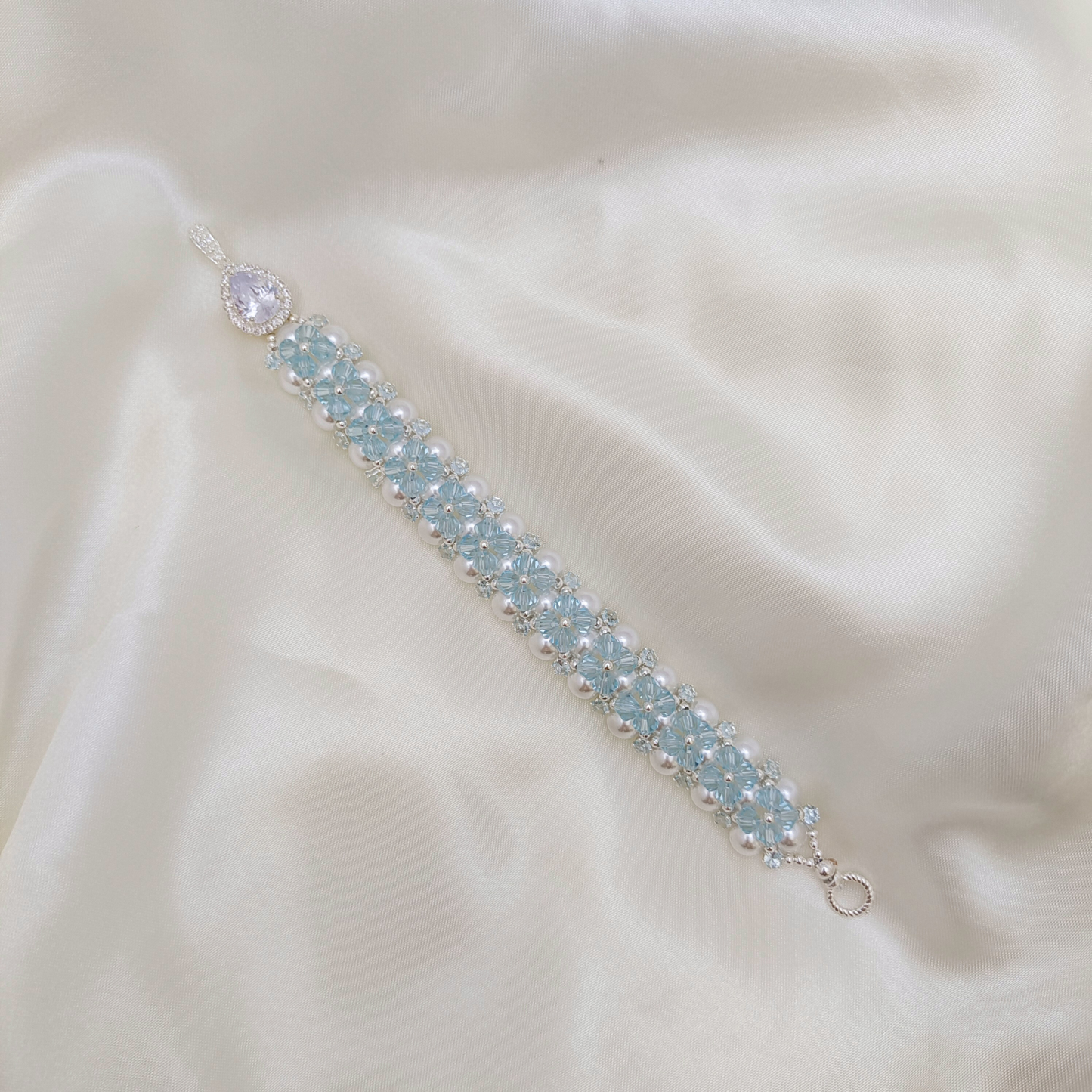 No.79 Tear of Mermaid Handmade Bracelet – 6mm Pearls, Crystals, CZ, with Teardrop Clasp