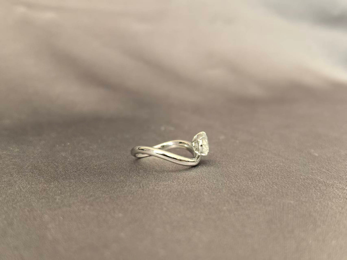 East-West Oval Cut Lab Diamond Pinky Ring | Twisted Band | 14K Gold | Modern Asymmetry