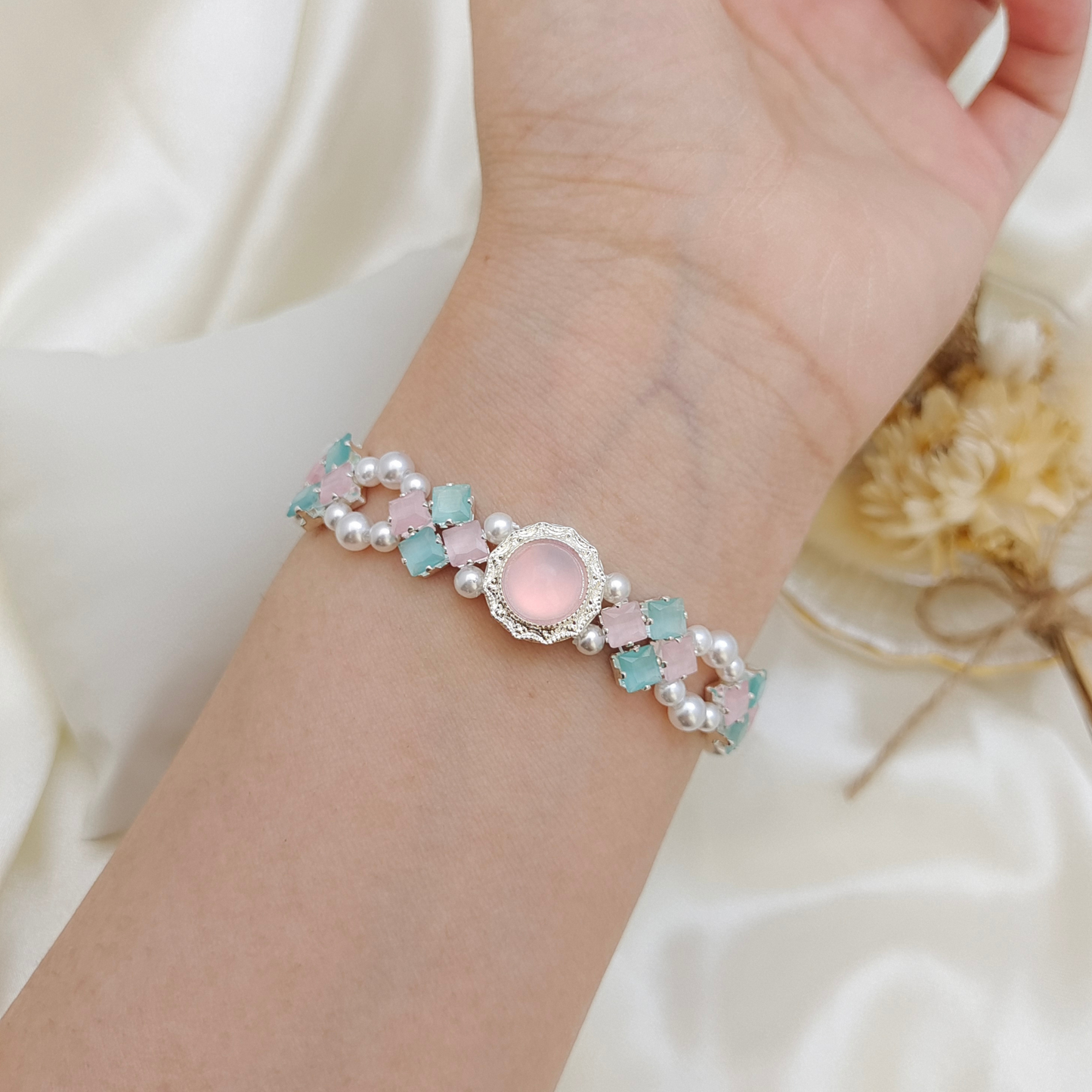 No.61 Cat Eye Clover Double-Layer DIY Bracelet Kit | Pearl & Zircon Beading Set with Full Tutorial