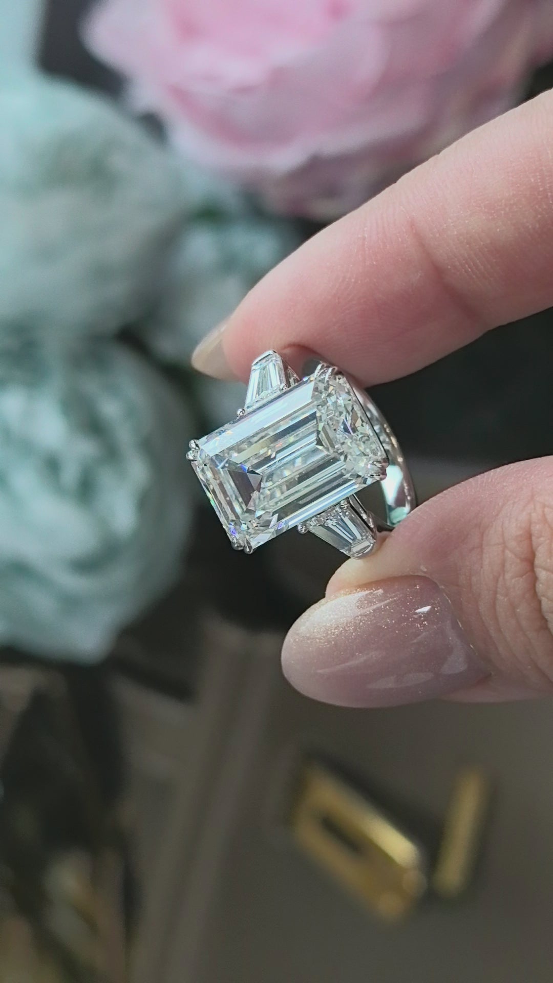 Emerald-Center Trilogy Ring | Baguette Sidestones | Architectural Elegance | Lab-Grown Diamonds