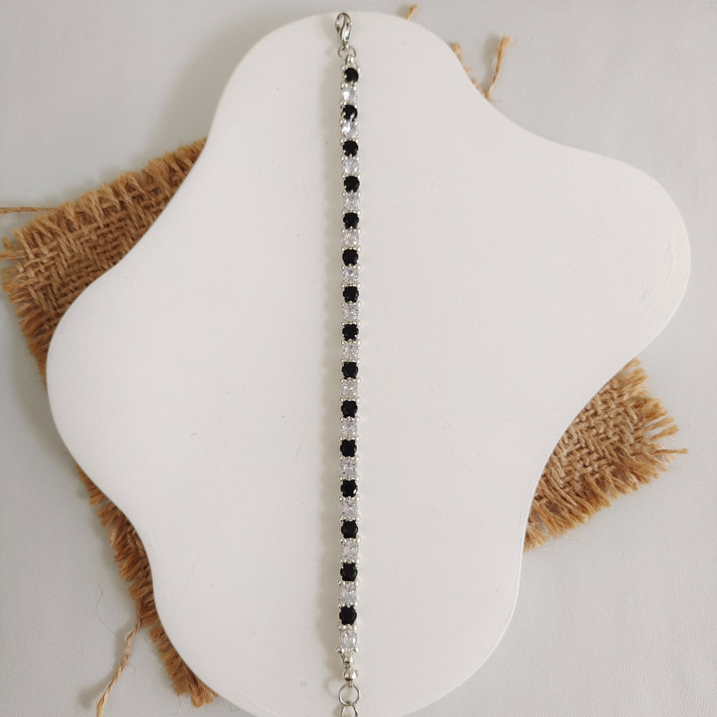 No.16 Classic Black & White Handmade Bracelet – 4mm CZ Beads, Silver Seed Beads, Lollipop Clasp