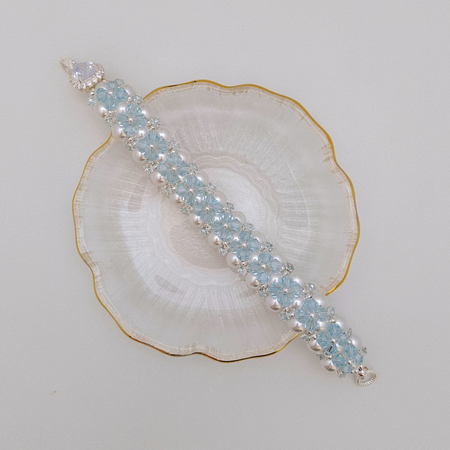 No.79 Tear of Mermaid Handmade Bracelet – 6mm Pearls, Crystals, CZ, with Teardrop Clasp