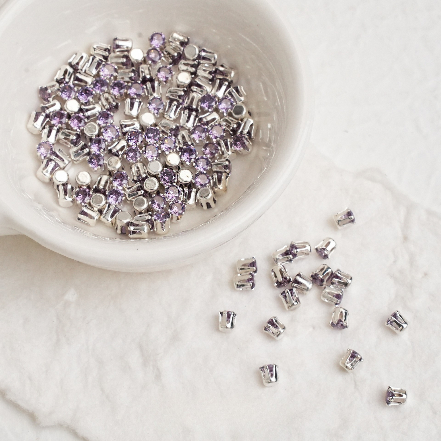 【A02】 50pcs 3mm Round Zircon Beads – Silver-Claw Rhinestones for DIY Handmade Jewelry