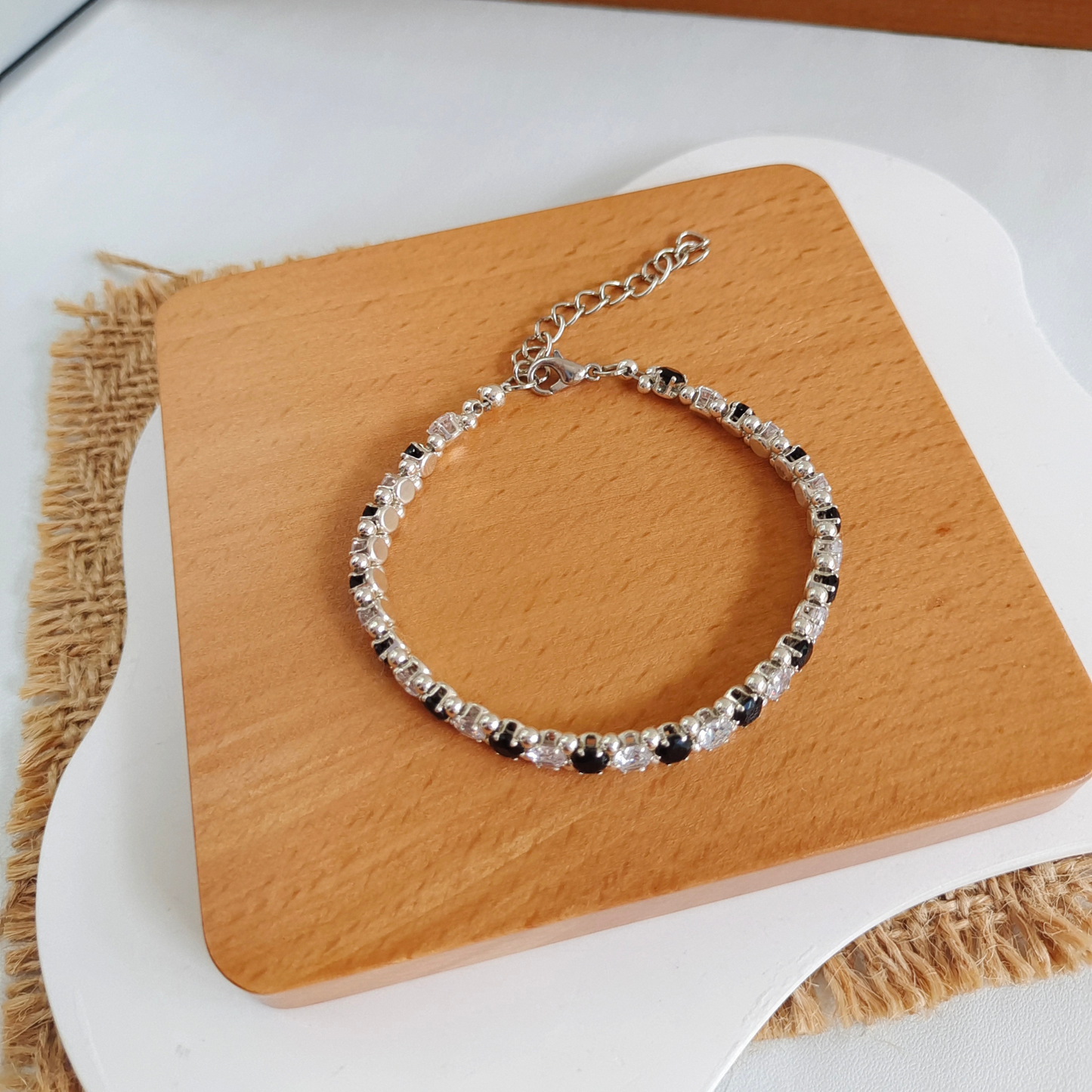 No.16 Classic Black & White Handmade Bracelet – 4mm CZ Beads, Silver Seed Beads, Lollipop Clasp