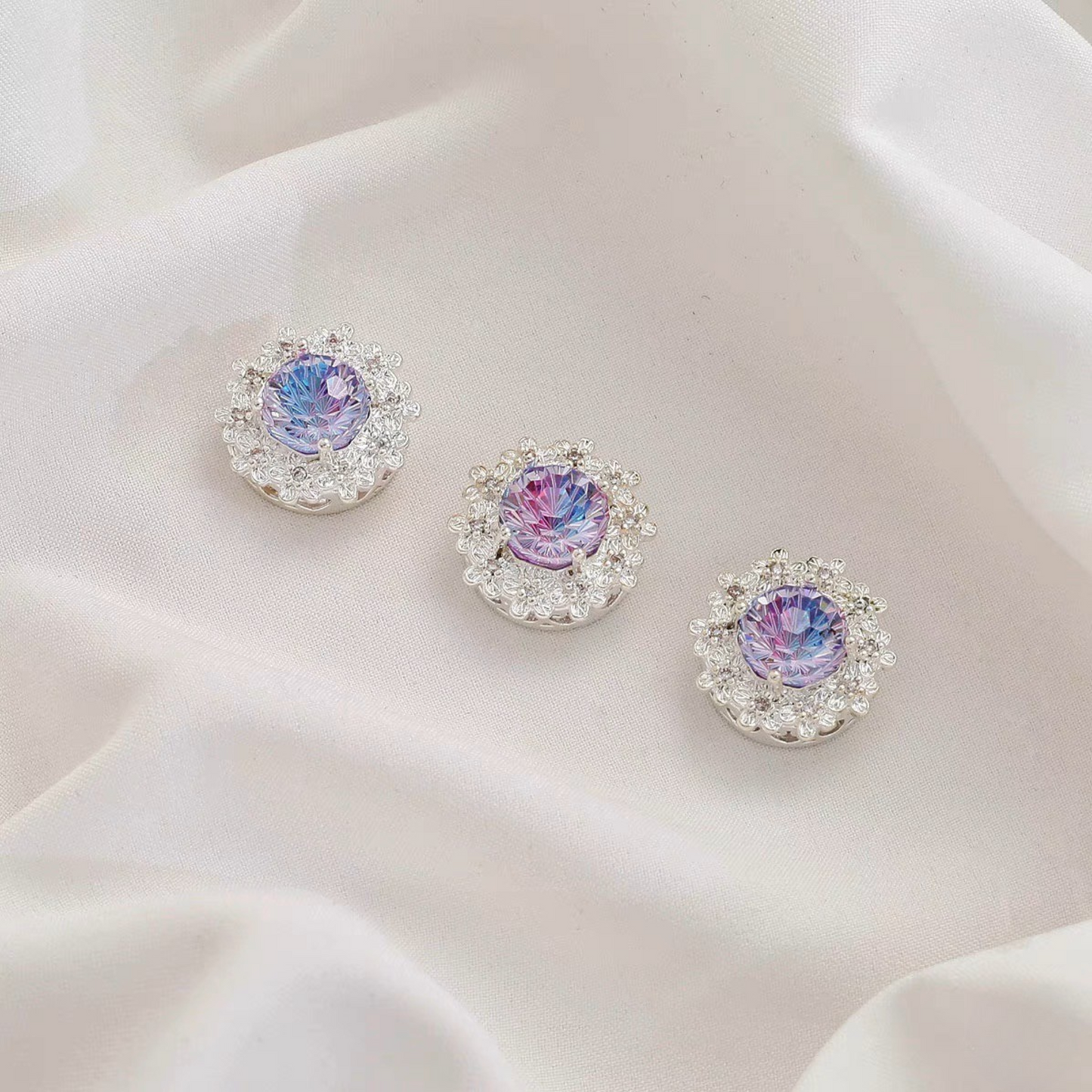 【S04】1PCS 16mm Peach Blossom Firework-Cut CZ Multi-Hole Spacer Bead – Silver-Plated, High-Color-Fast, DIY Jewelry Connector