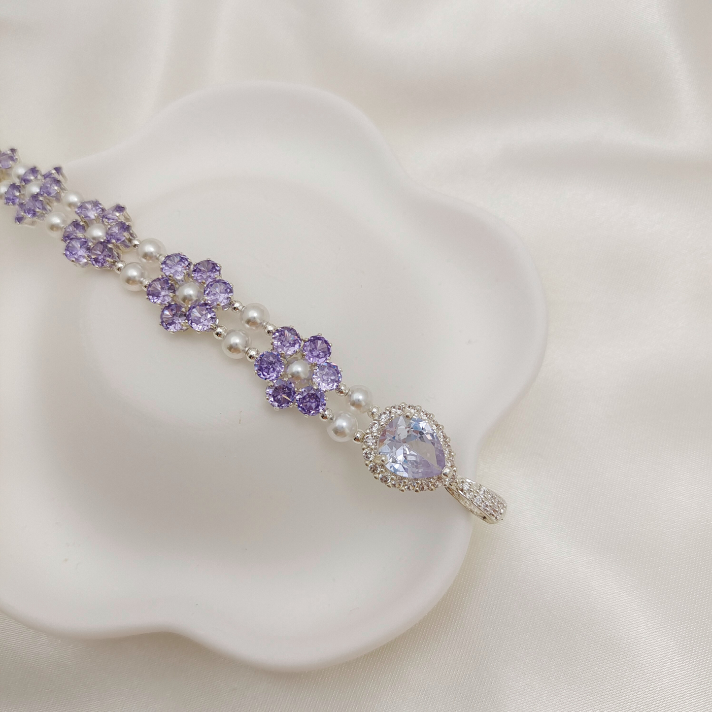 No.69 Purple Daisy Handmade Bracelet – 4mm Purple CZ, Pearls & Drop-Shaped Clasp
