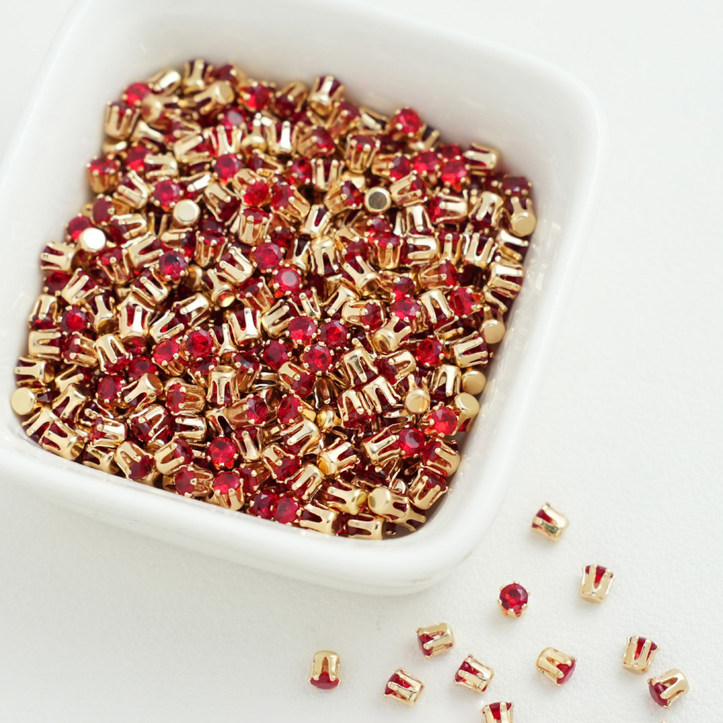 【A01】 50pcs 3mm Round Zircon Beads – Gold-Claw Rhinestones for DIY Handmade Jewelry