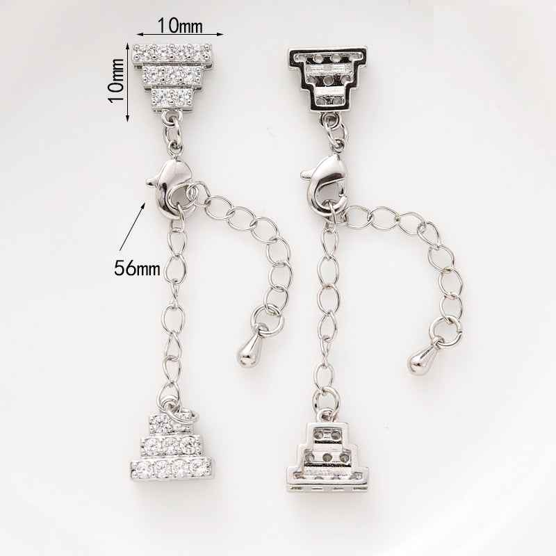 Pyramid Three Row Clasp Set with extended chain