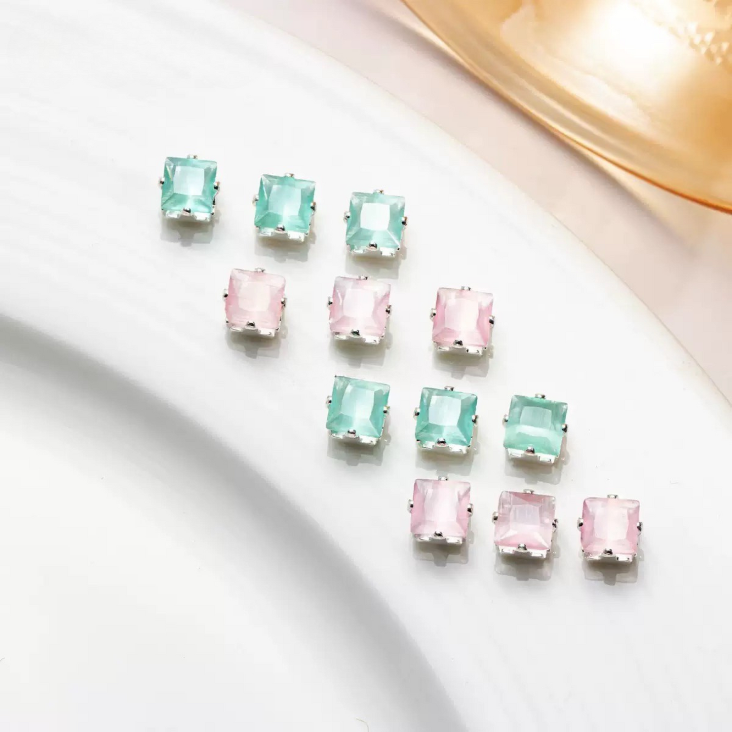 【C02】50pcs Aurora Cat’s Eye Square CZ Beads – 4×4 mm Silver-Plated Prong-Set, DIY Jewelry Supplies