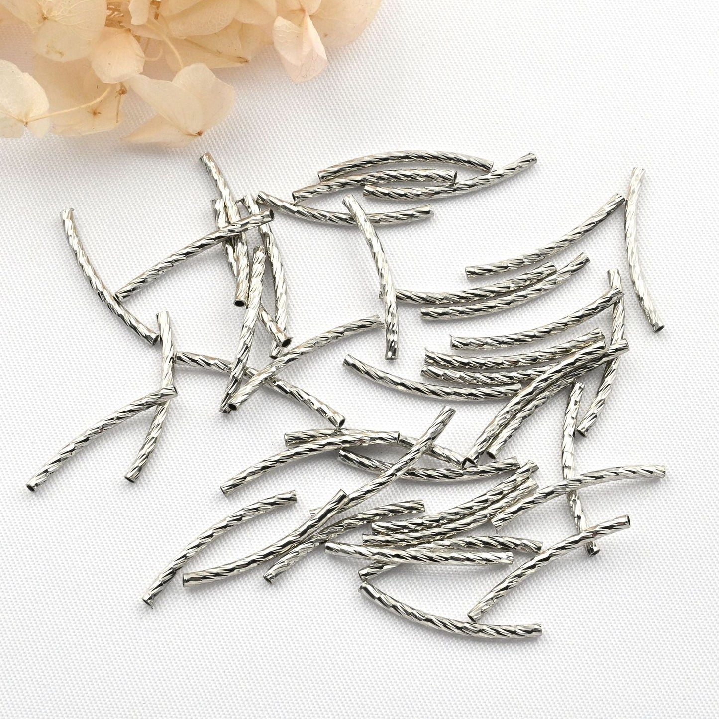 50 Pcs Textured Curved Bracelet Tube