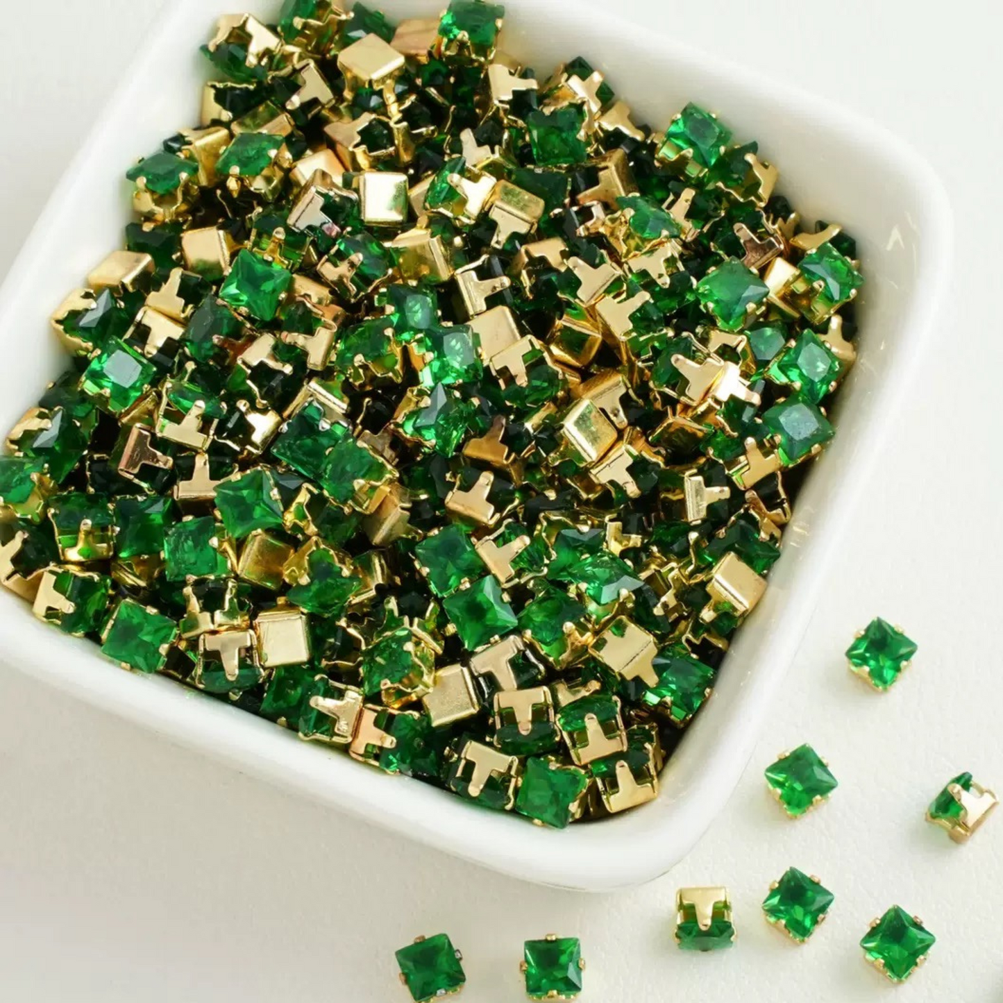 【A09】50pcs Square Zircon Beads – 4x4mm Gold-Claw DIY Spacer for Handmade Jewelry