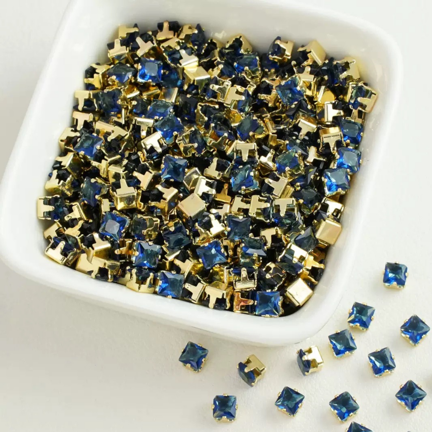【A09】50pcs Square Zircon Beads – 4x4mm Gold-Claw DIY Spacer for Handmade Jewelry