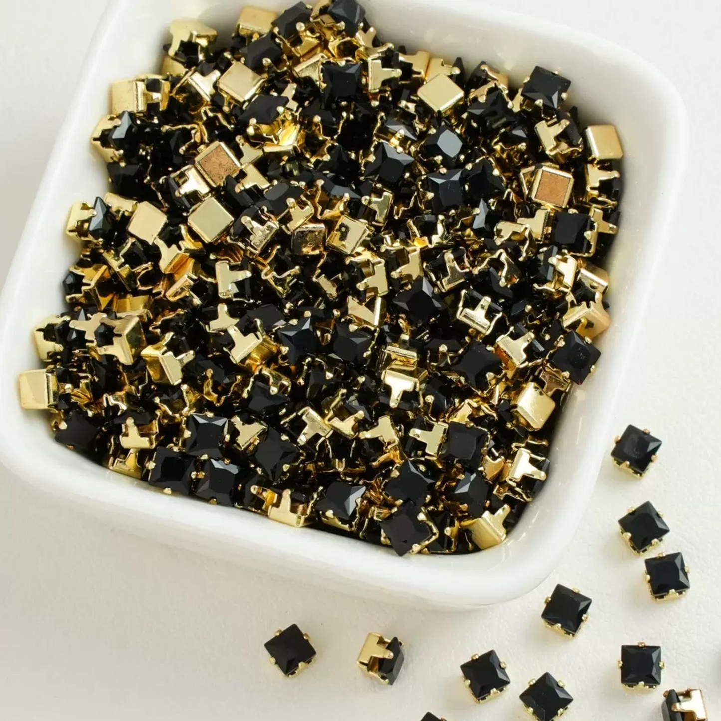 【A09】50pcs Square Zircon Beads – 4x4mm Gold-Claw DIY Spacer for Handmade Jewelry