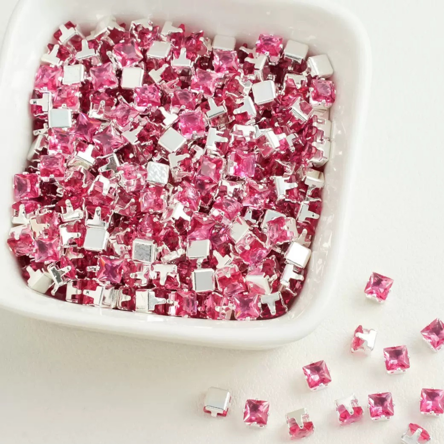 【A10】50pcs Square Zircon Beads – 4x4mm Silver-Claw DIY Spacer for Handmade Jewelry