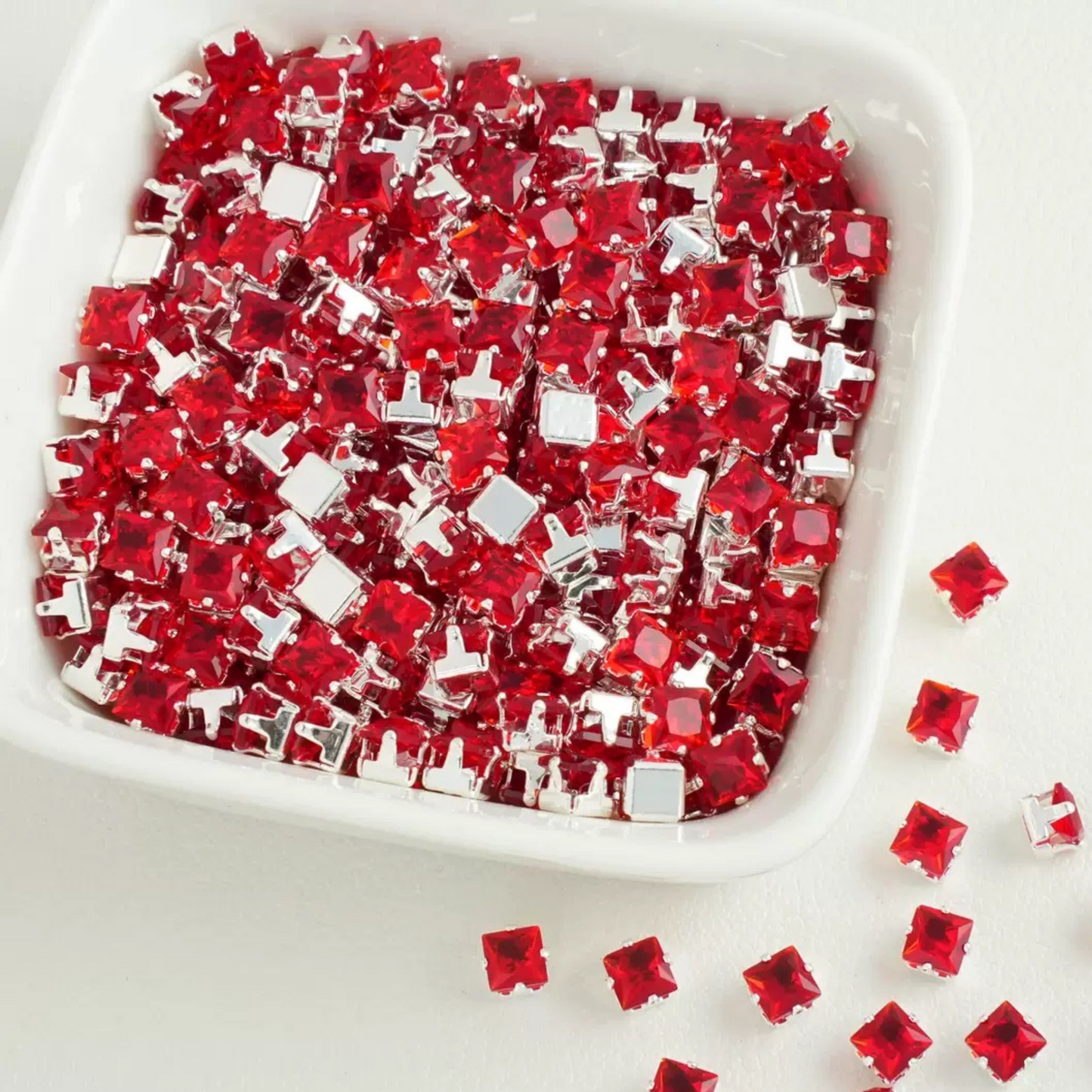 【A10】50pcs Square Zircon Beads – 4x4mm Silver-Claw DIY Spacer for Handmade Jewelry