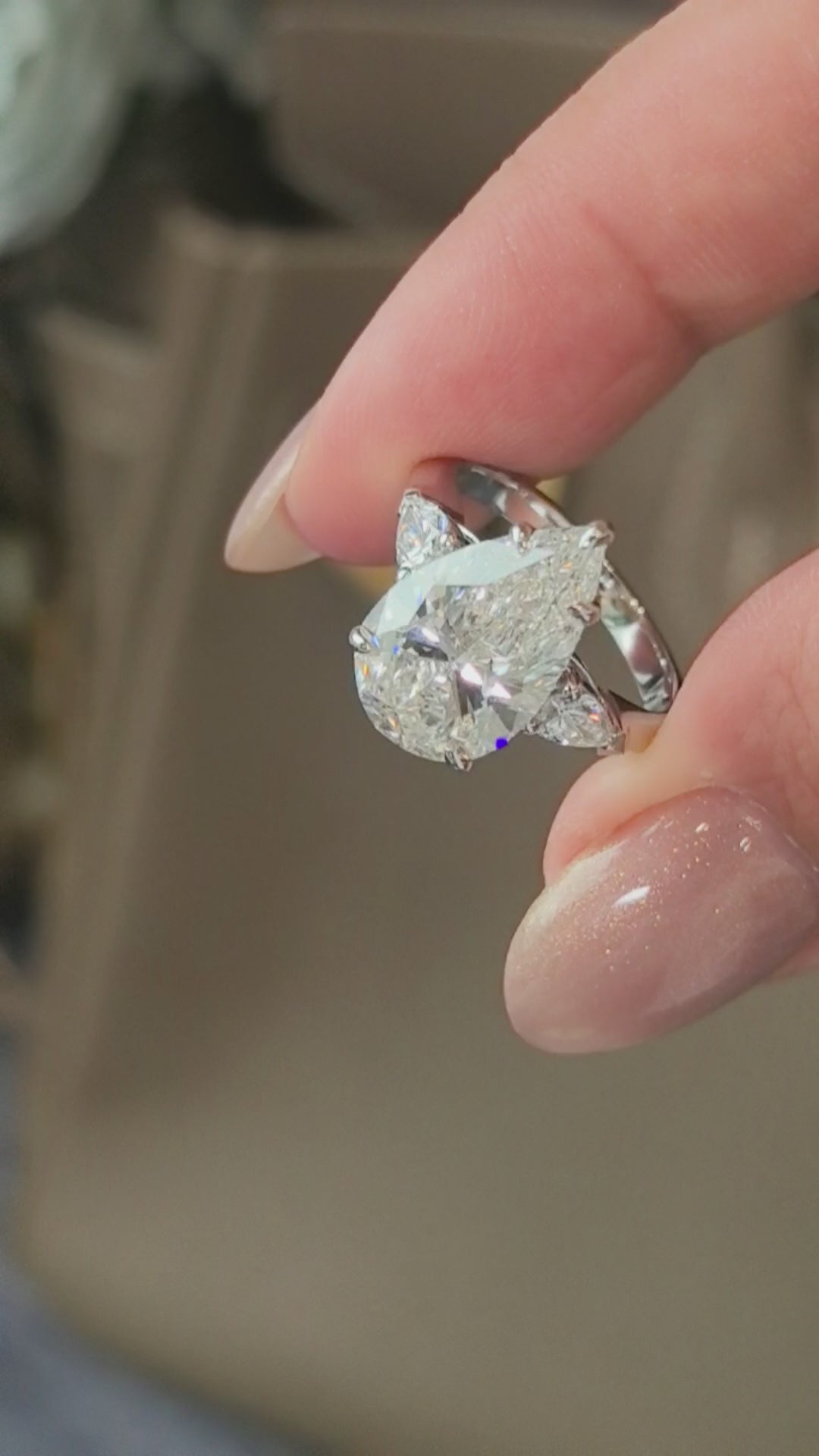 Pear-Center Trilogy Ring | Pear Sidestones | Fluid Harmony | Lab-Grown Diamonds