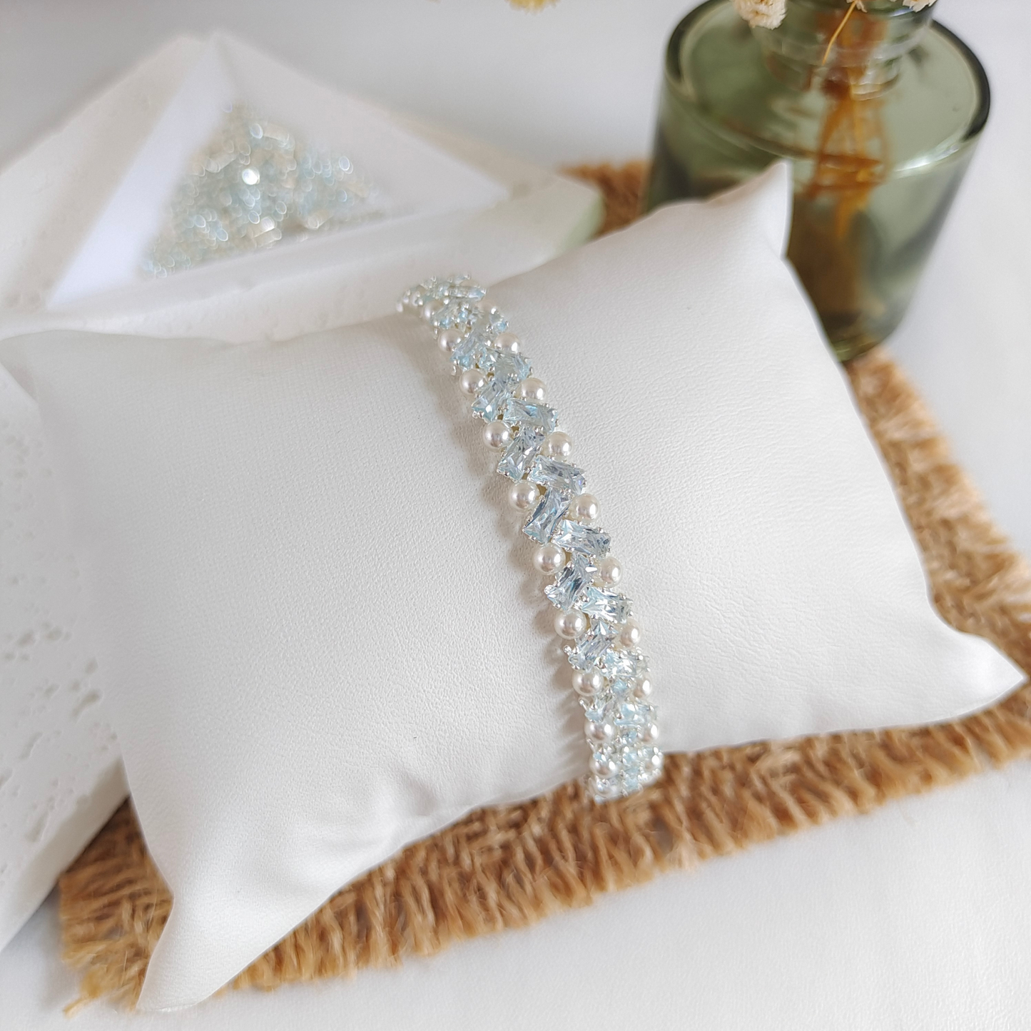 No.20 Frozen-Inspired Elsa Handmade Bracelet – Ice Blue CZ & Faux Pearls, Ready to Wear