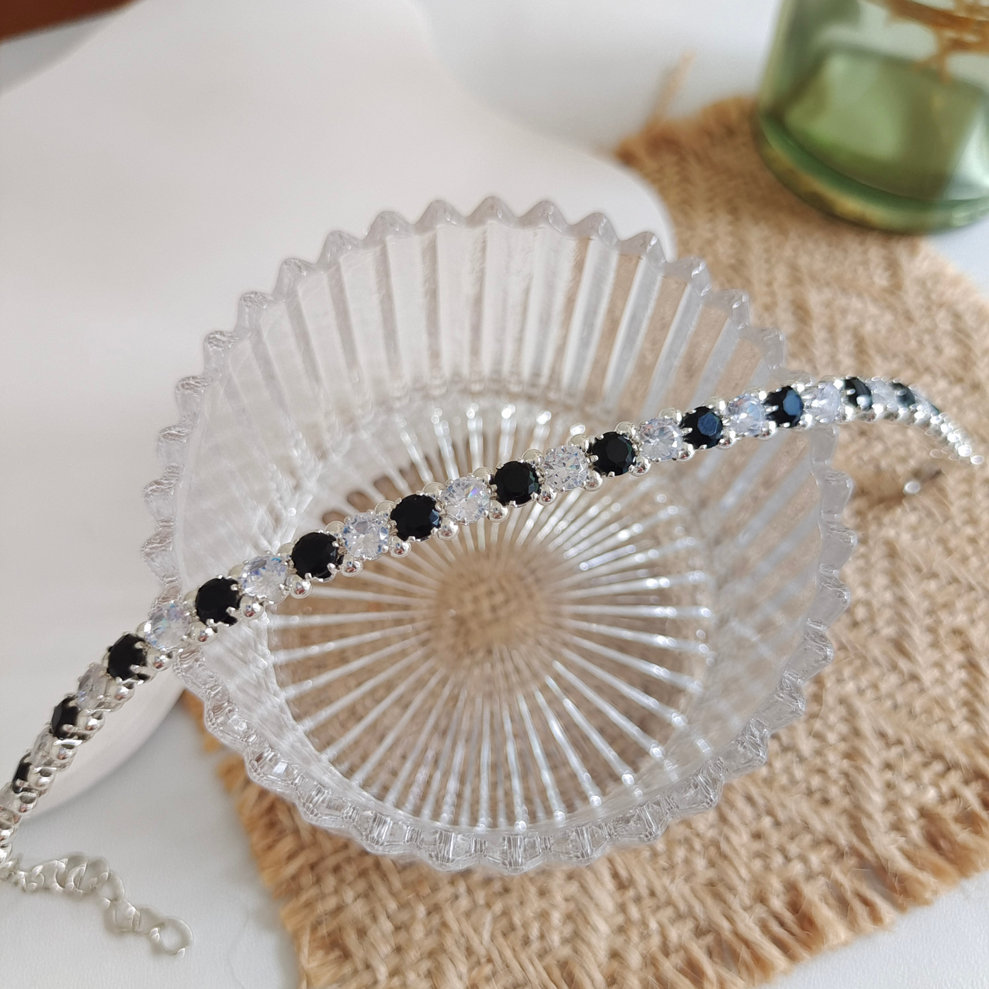 No.16 Classic Black & White Handmade Bracelet – 4mm CZ Beads, Silver Seed Beads, Lollipop Clasp