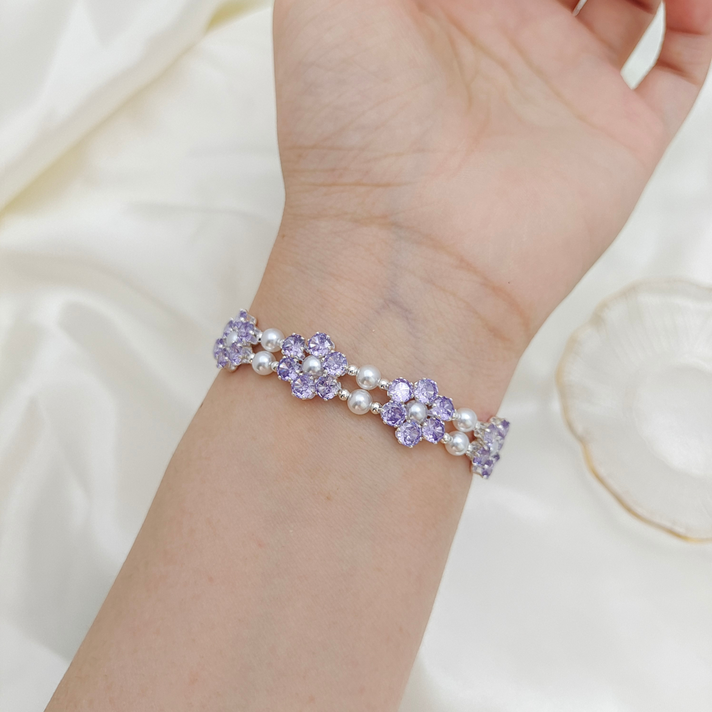 No.69 Purple Daisy Handmade Bracelet – 4mm Purple CZ, Pearls & Drop-Shaped Clasp