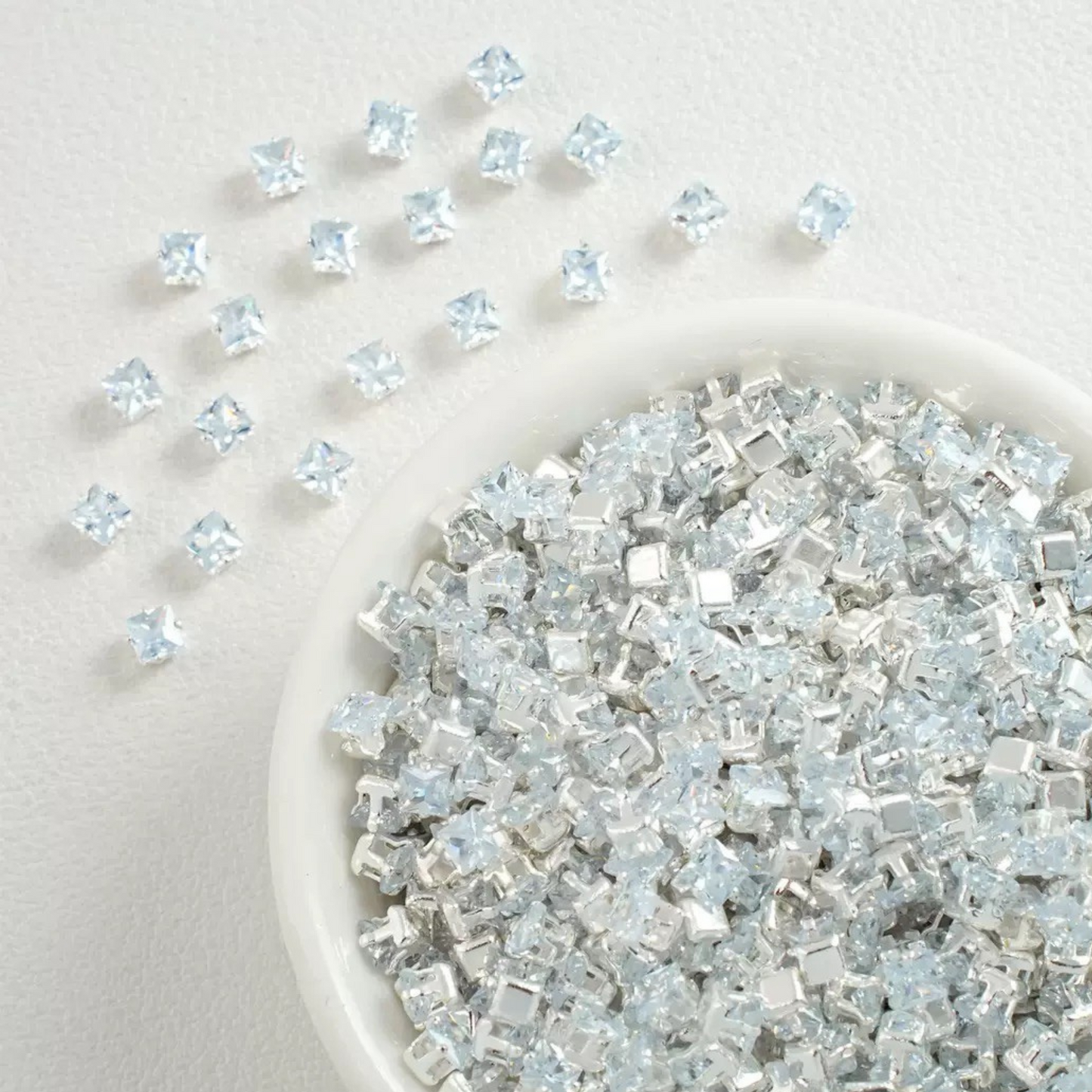 【A08】50pcs Square Zircon Beads – 3x3mm Silver-Claw DIY Spacer for Handmade Jewelry