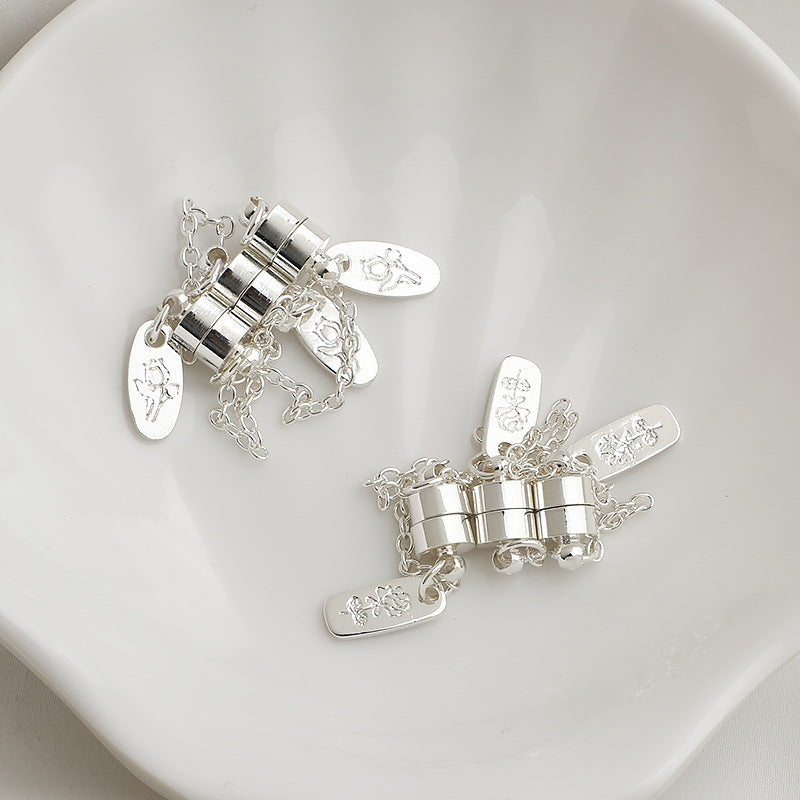 Magnetic Clasp with Extended Chain