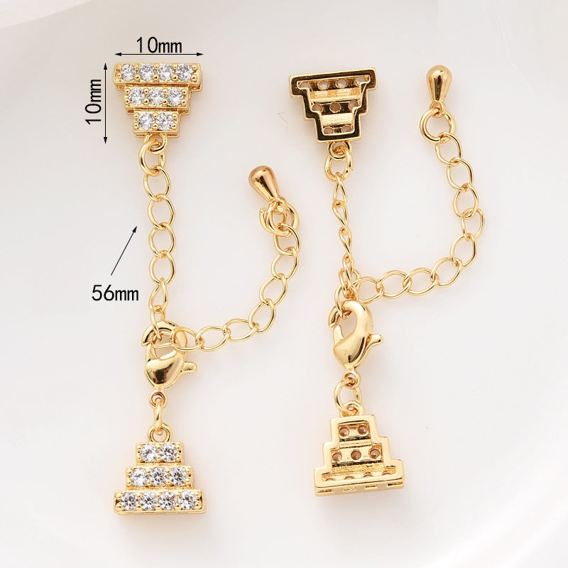 Pyramid Three Row Clasp Set with extended chain