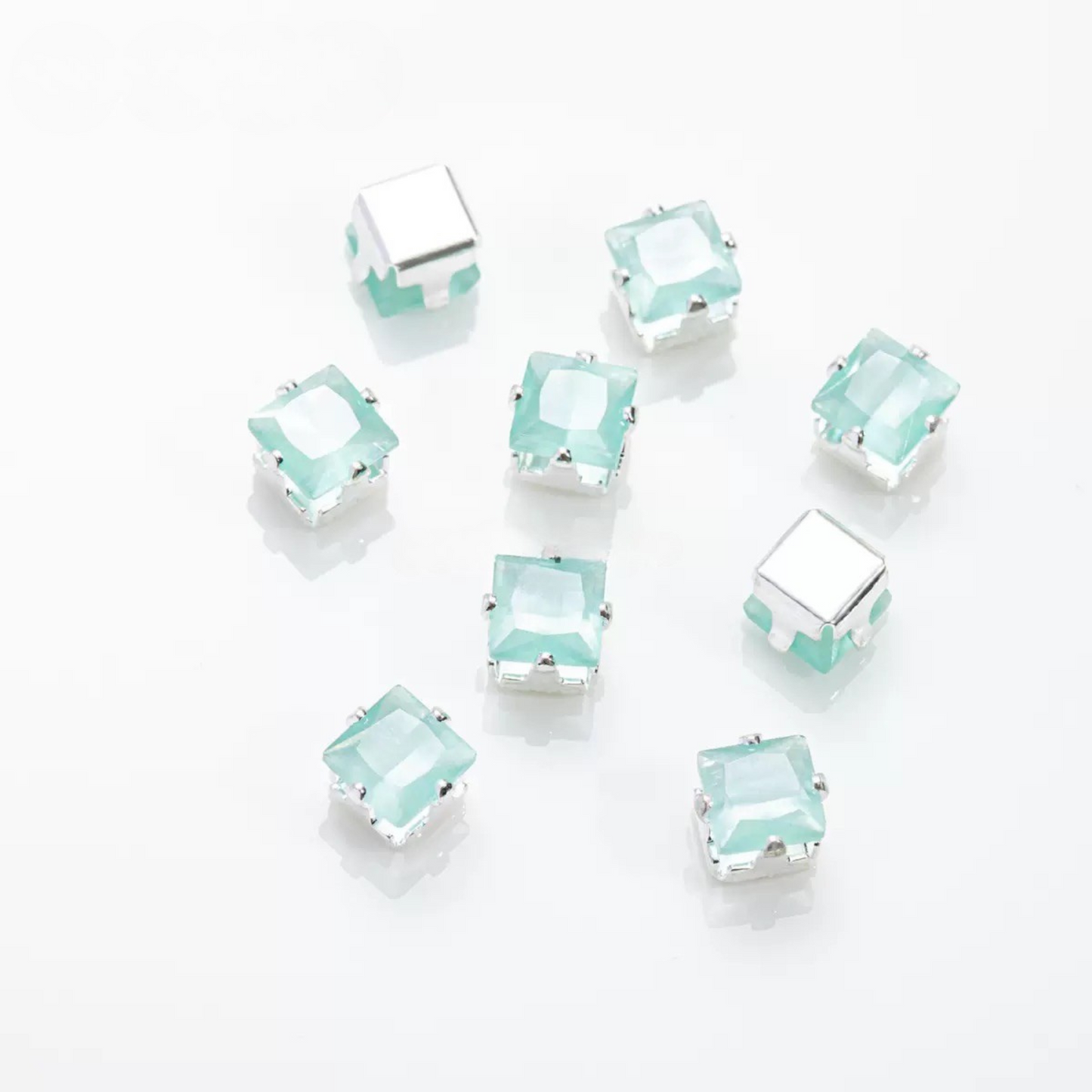 【C02】50pcs Aurora Cat’s Eye Square CZ Beads – 4×4 mm Silver-Plated Prong-Set, DIY Jewelry Supplies